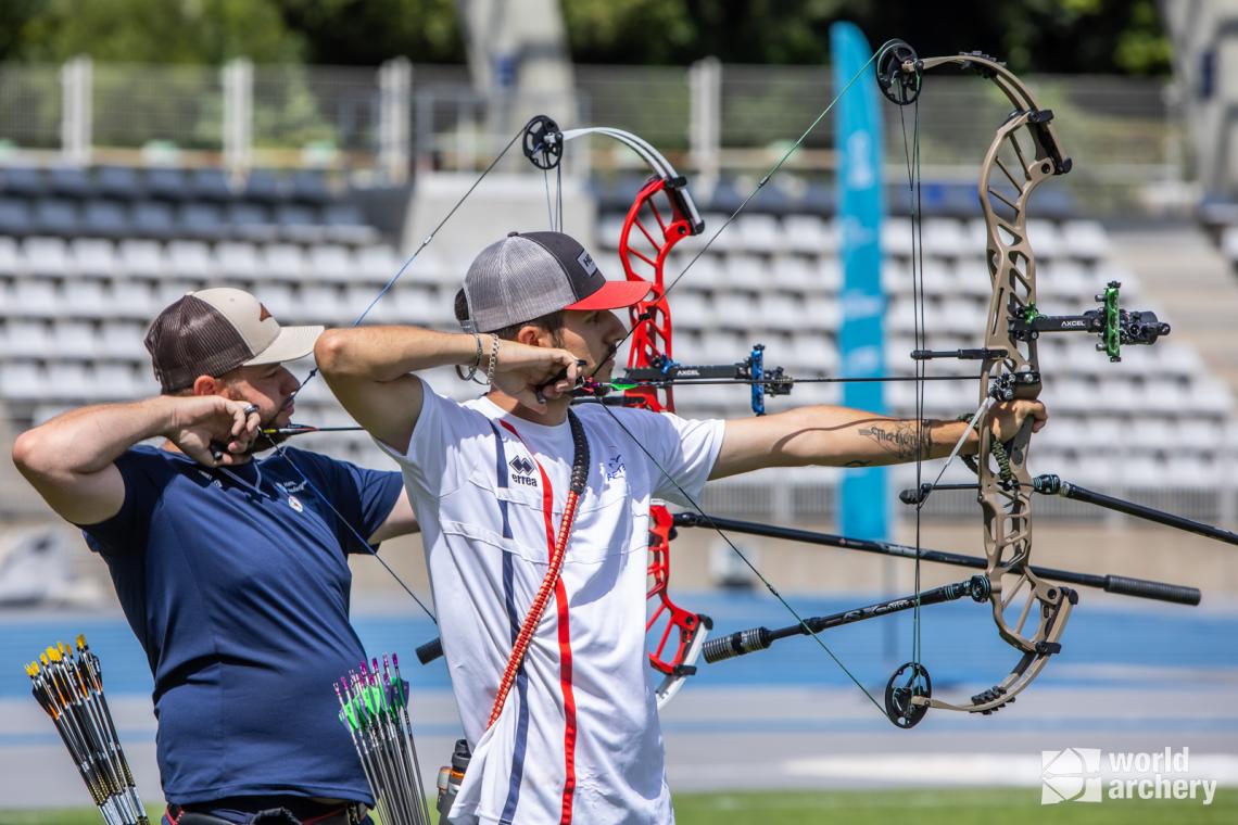 法国22岁的吉拉德在主场完成四强首秀